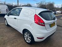 FORD FIESTA VAN