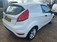 FORD FIESTA VAN
