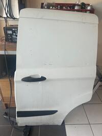 FORD TRANSIT COURIER